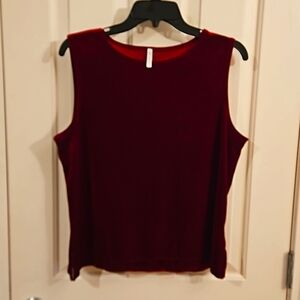 White Stag drak red tank